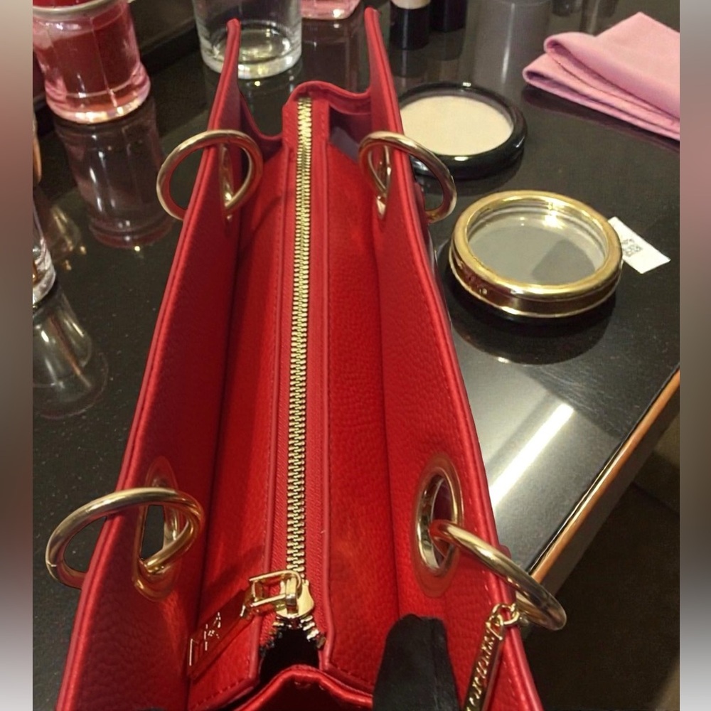 NWT Badgley Mischka Large Crossbody - Picture 8 of 10